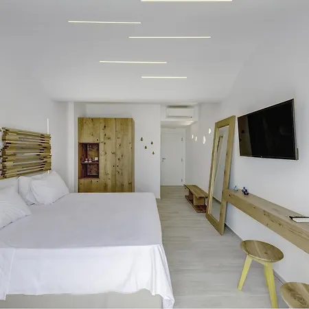 Makis Place Aparthotel