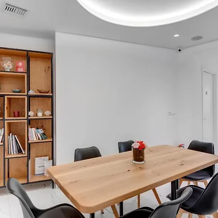 호텔 Makis Place 투를로스