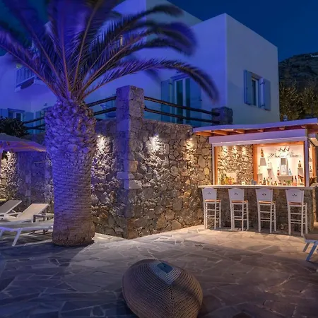 Makis Place Τούρλος