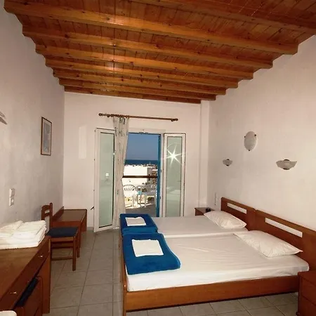 ホテル マキス プレイス 3*