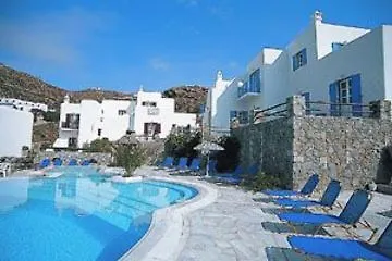 Hotel Makis Place 3*