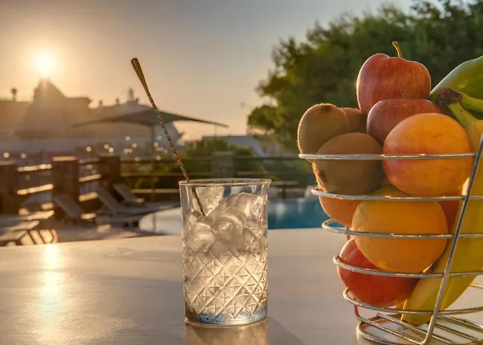 Szálloda Makis Place 3*