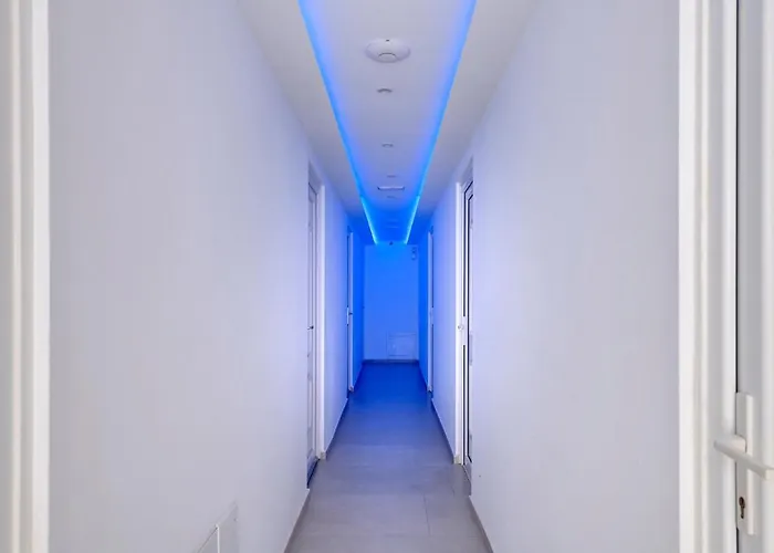 Szálloda Makis Place 3*