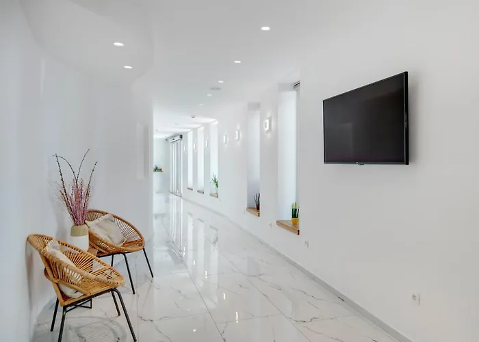 Makis Place Szálloda Túrlosz