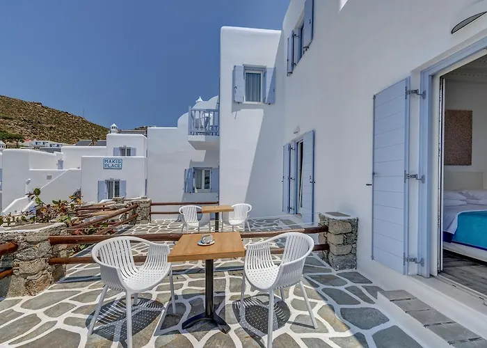 Makis Place 3* Túrlosz