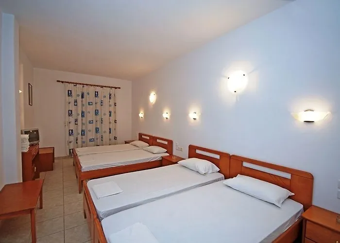 Makis Place Szálloda 3*