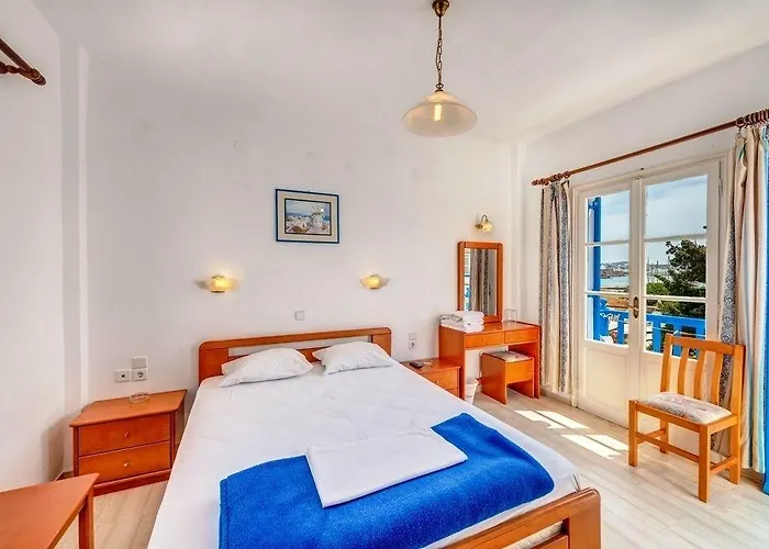 Szálloda Makis Place 3*