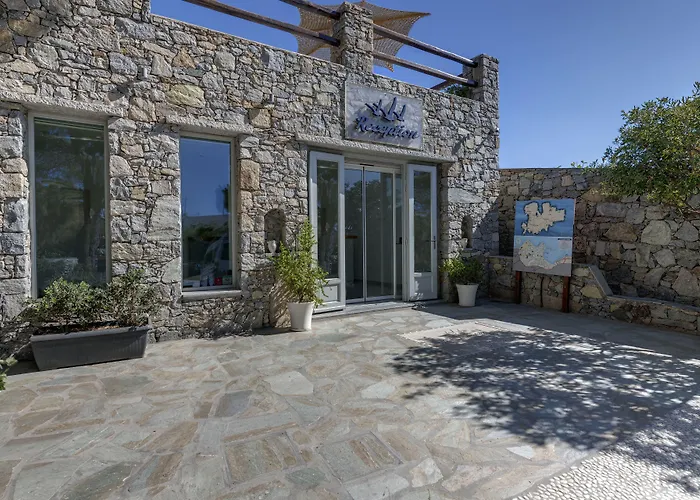 Szálloda Makis Place